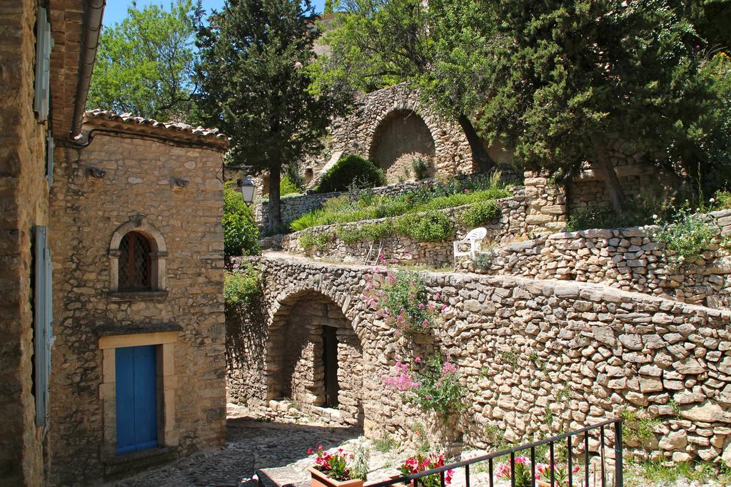 Chambres D'Hotes De L'Abbaye Montbrun-les-Bains Exterior foto